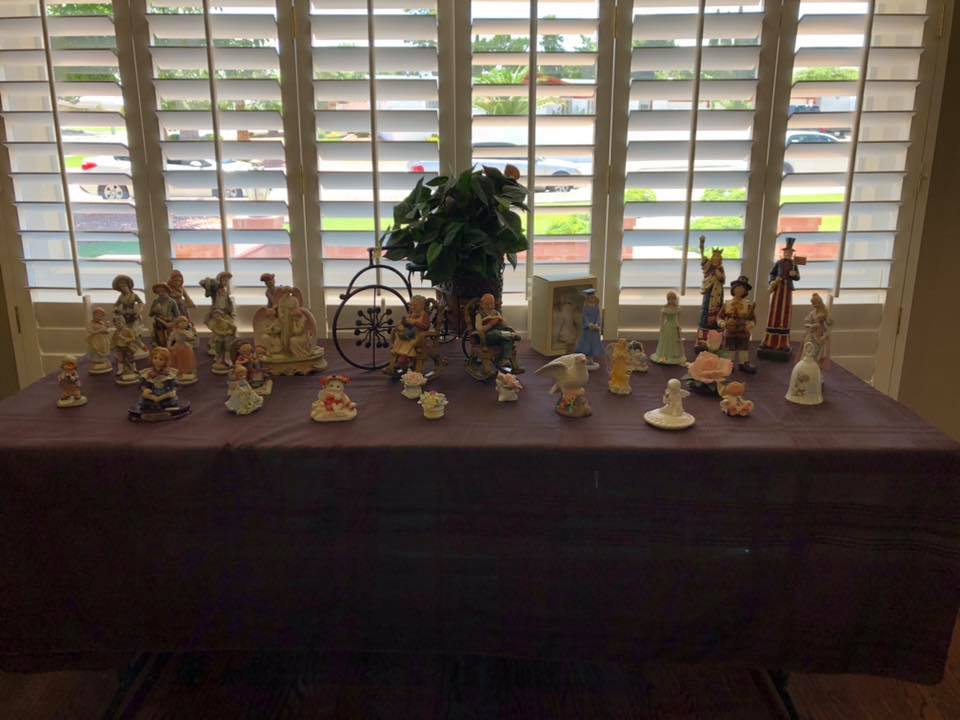 2000 Glemmway Charlotte’s Estate Sales & Appraisals El Paso